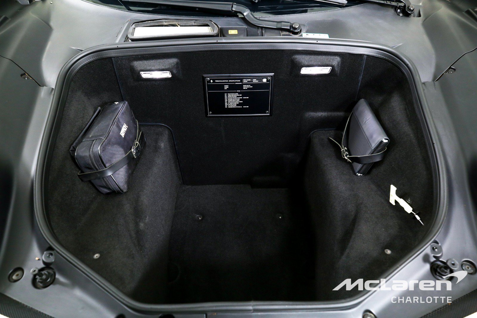 Used 2018 Ferrari 488 Spider RWD image 17