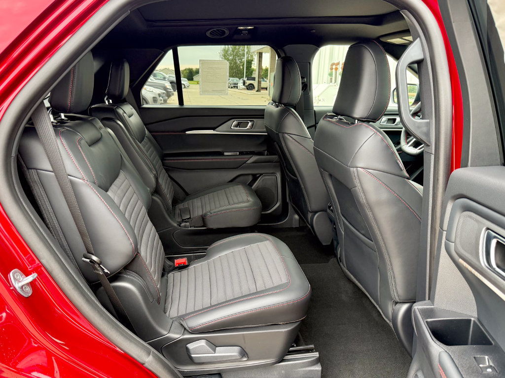 New 2027 Ford Explorer ST-Line w/ Premium Package AWD/4WD image 20