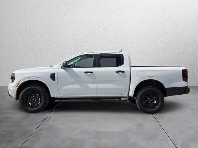 Used 2025 Ford Ranger XLT w/ Black Appearance Package RWD image 2
