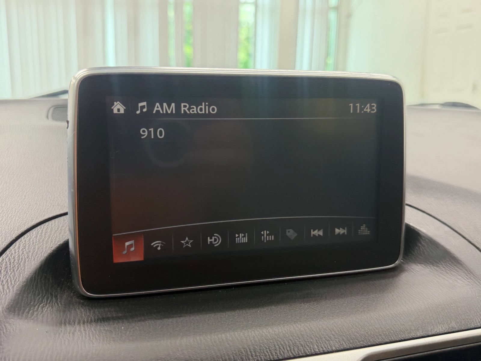 Used 2015 MAZDA MAZDA3 i Touring FWD image 27