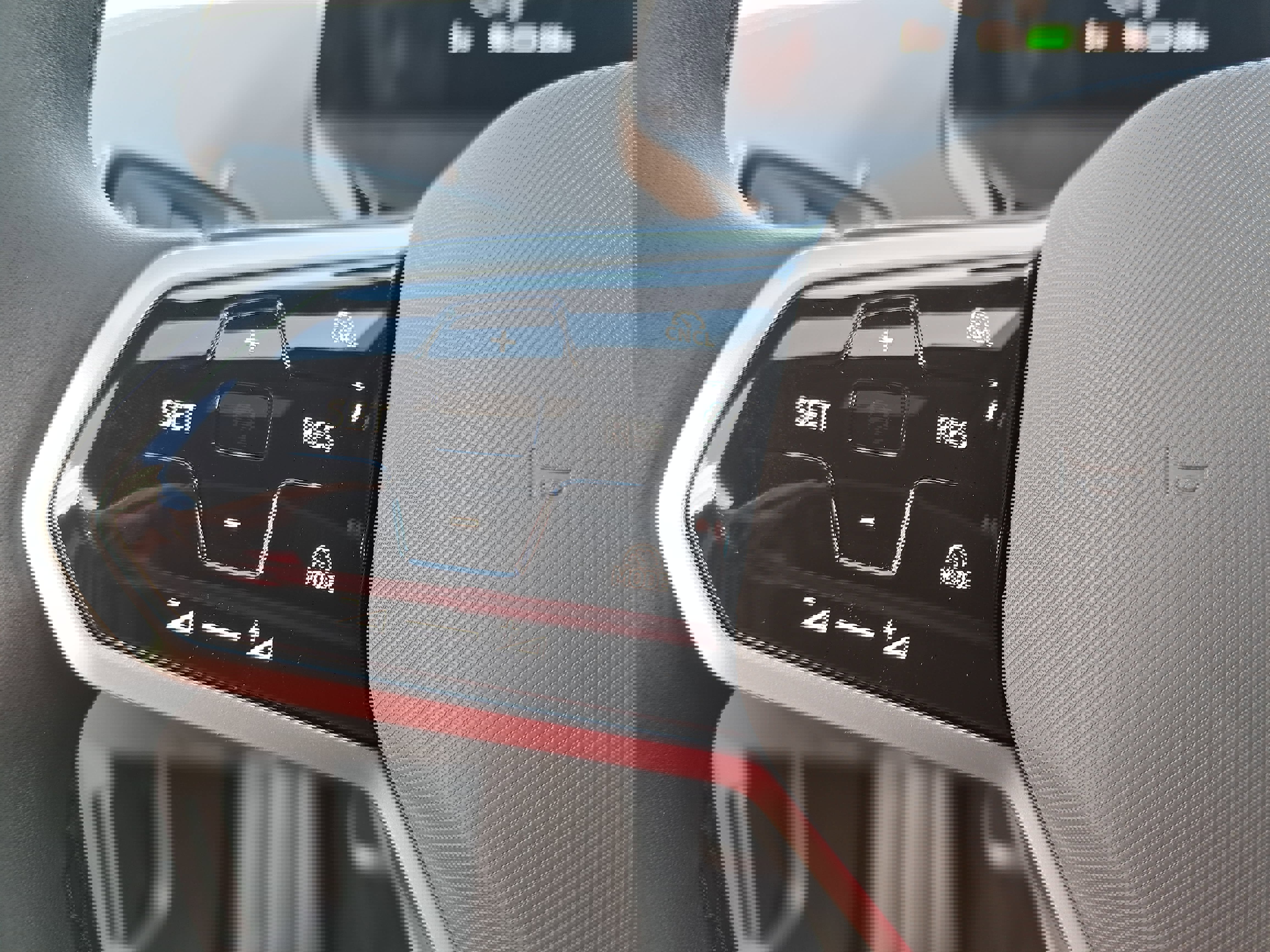 New 2026 Volkswagen ID.4 Pro image 17