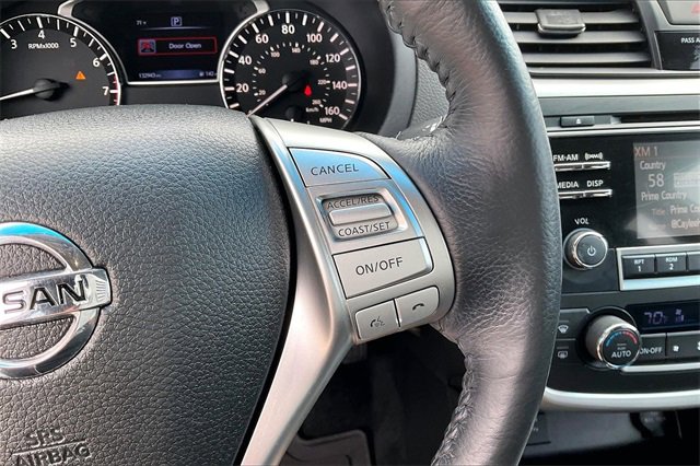 Used 2016 Nissan Altima 2.5 SL w/ Moonroof Package image 17