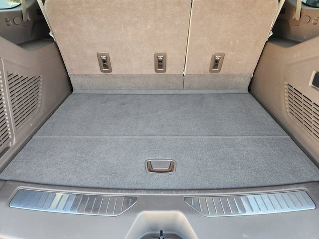 Used 2025 GMC Yukon XL Denali w/ Sun & Power Step Package image 28