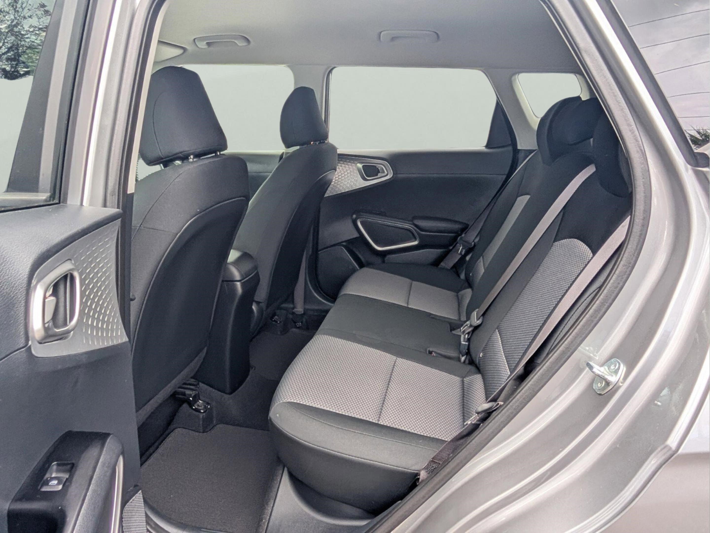 Used 2024 Kia Soul LX w/ Option Group 015 image 9