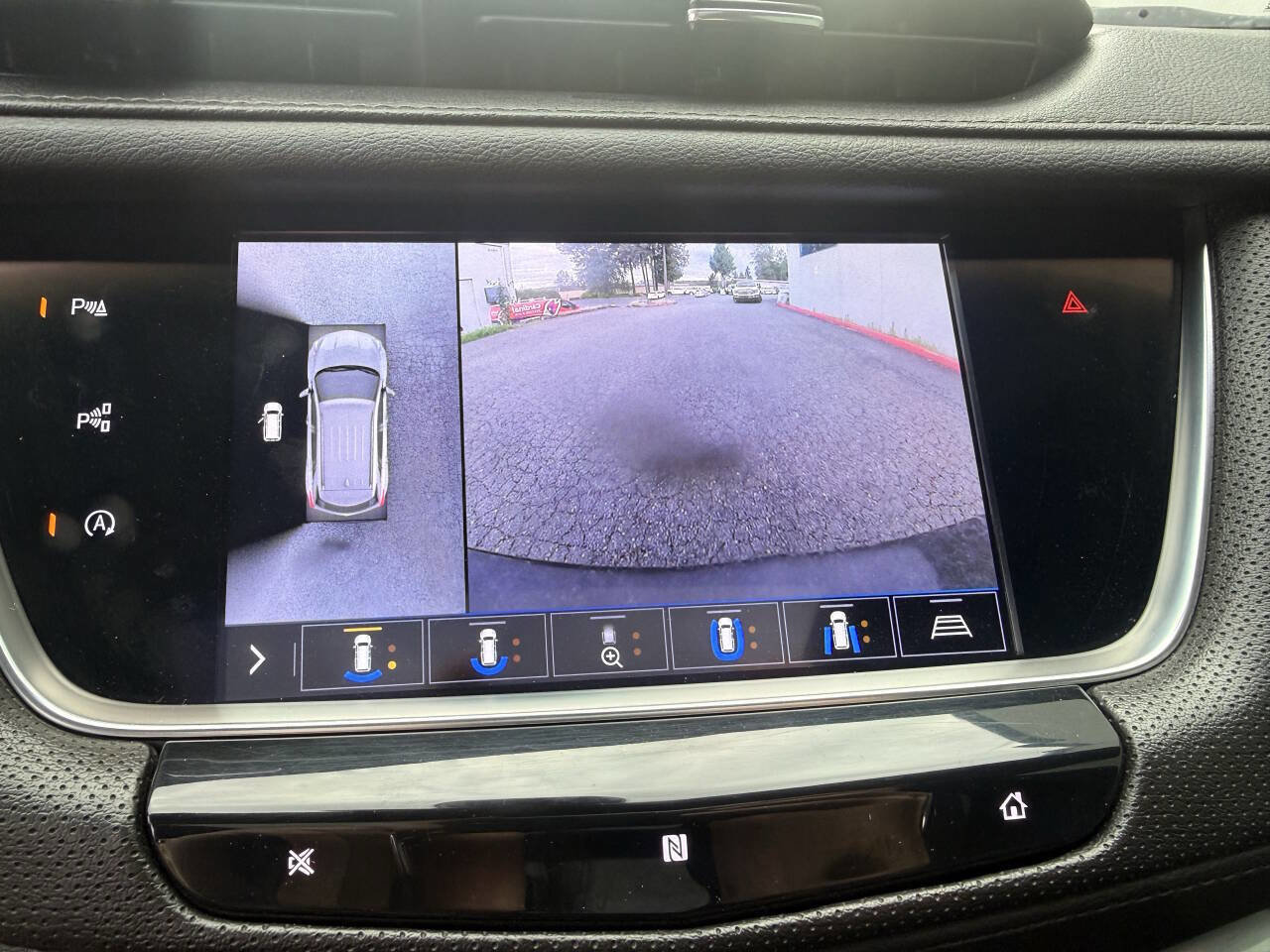 Used 2020 Cadillac XT5 Premium Luxury AWD/4WD image 18