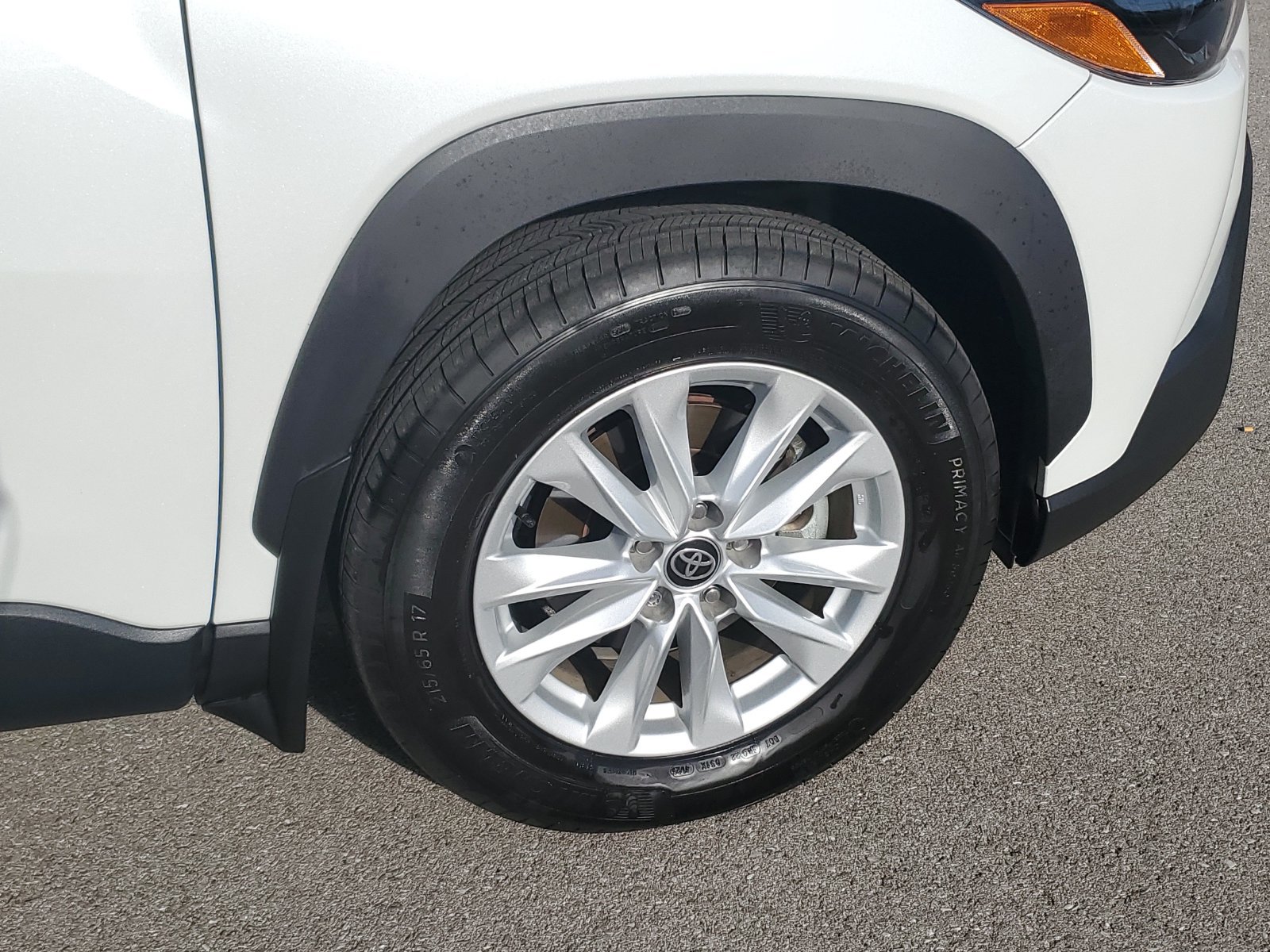 Certified 2026 Toyota Corolla Cross LE AWD/4WD image 6