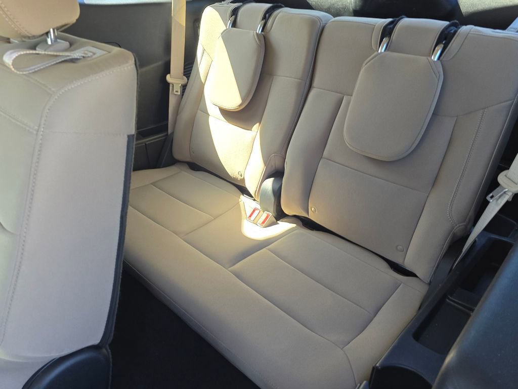 Used 2022 Ford Explorer XLT image 29