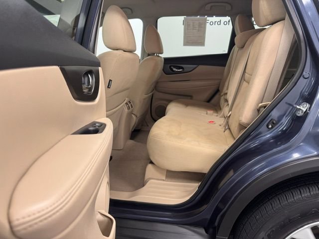Used 2014 Nissan Rogue SV w/ SV Premium Package AWD/4WD image 19
