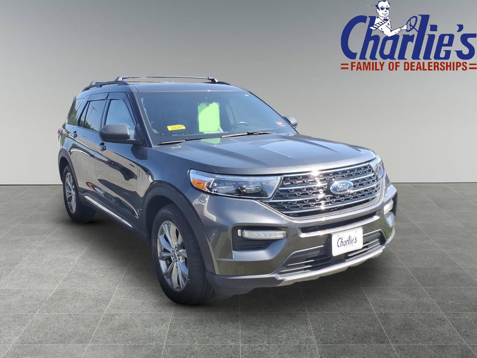 Used 2020 Ford Explorer XLT w/ Equipment Group 202A AWD/4WD image 3