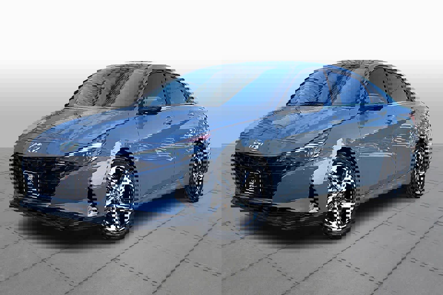 Used 2022 Hyundai Elantra SEL w/ Convenience + Premium Package image 38