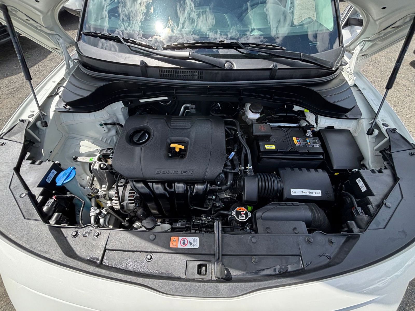 Used 2025 Kia Soul LX w/ LX Technology Package FWD image 30