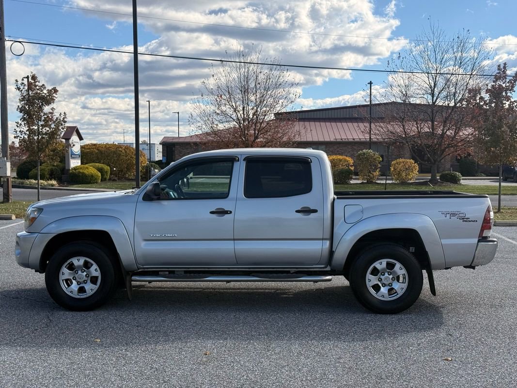 Used 2010 Toyota Tacoma 4x4 Double Cab image 5