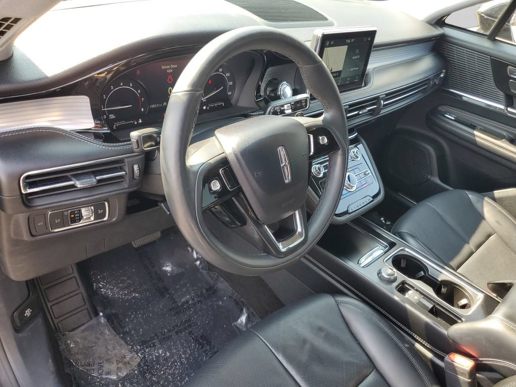 Used 2022 Lincoln Corsair AWD w/ Premium Package image 14
