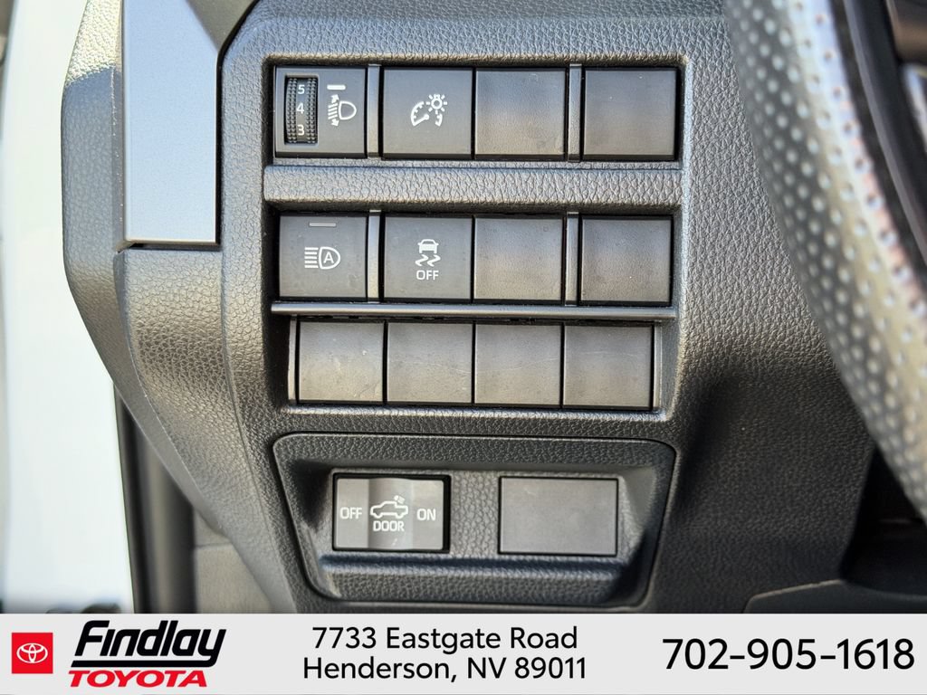 Certified 2024 Toyota Tacoma SR5 AWD/4WD image 21