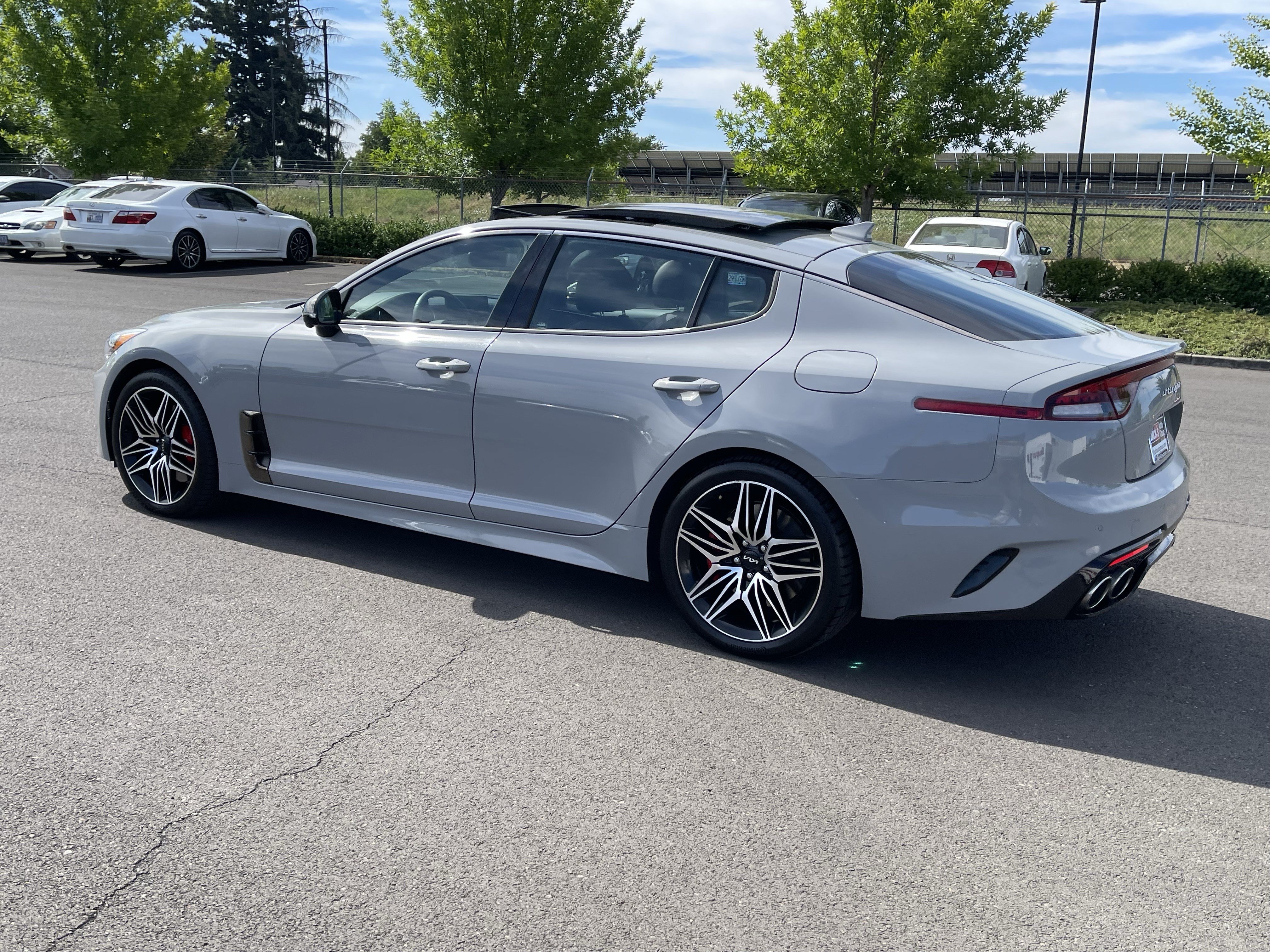 Used 2022 Kia Stinger GT2 AWD/4WD image 3