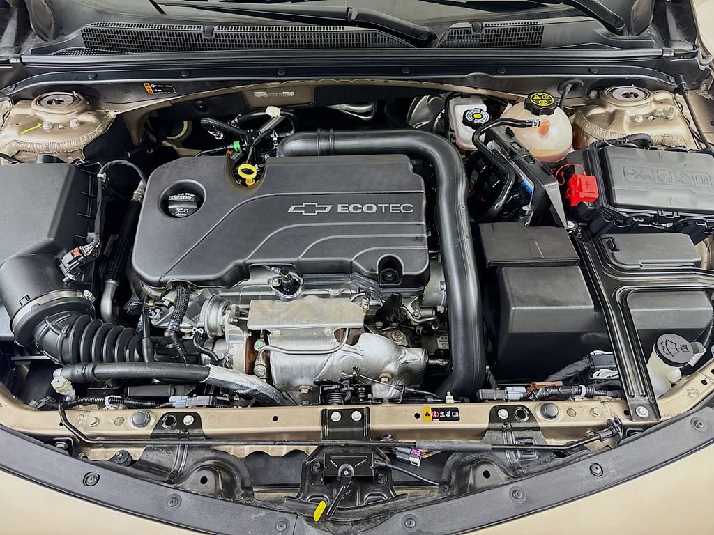 Used 2018 Chevrolet Malibu LT w/ Leather Package image 29