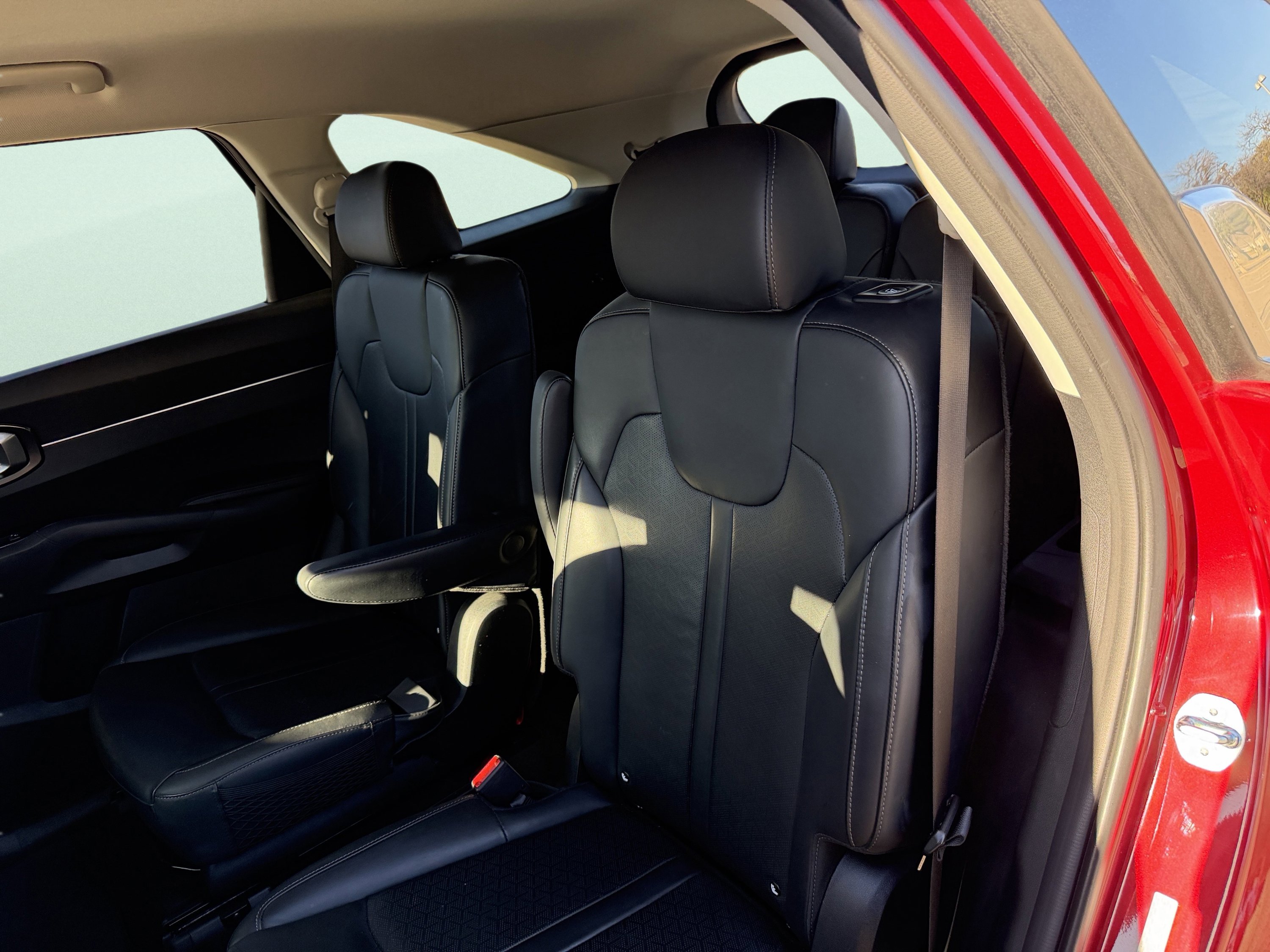 Used 2023 Kia Sorento EX image 21