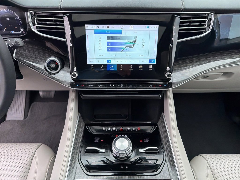 Used 2022 Jeep Wagoneer Series III w/ Premium Group I image 51