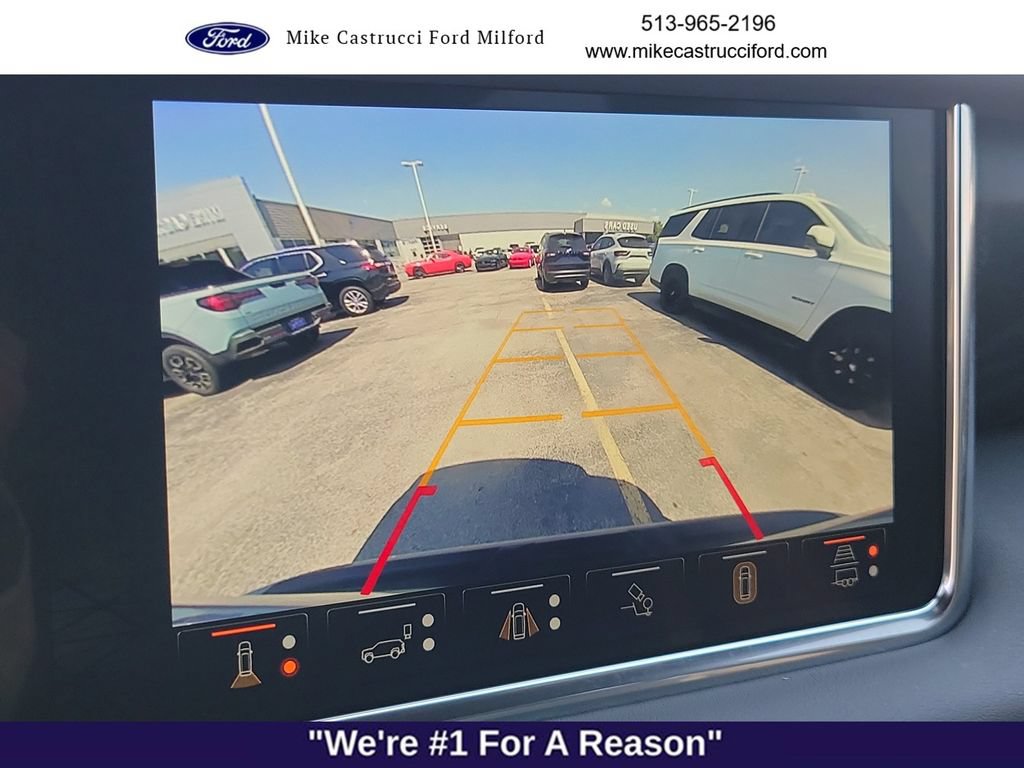 Used 2024 GMC Yukon Denali AWD/4WD image 14
