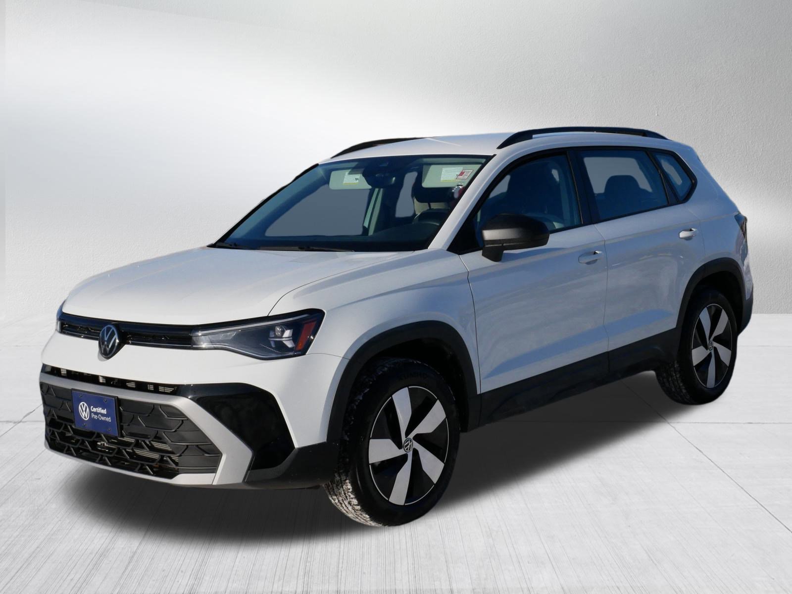 Certified 2025 Volkswagen Taos S image 3