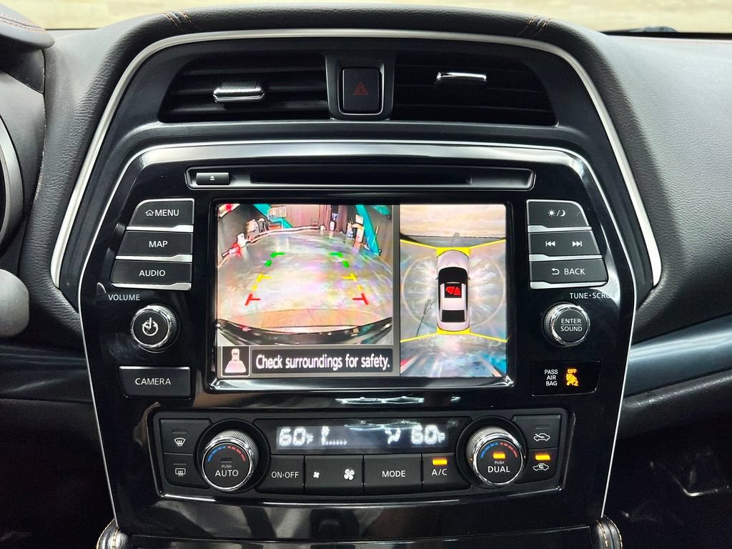 Used 2022 Nissan Maxima SR w/ Sport Mat Group FWD image 15