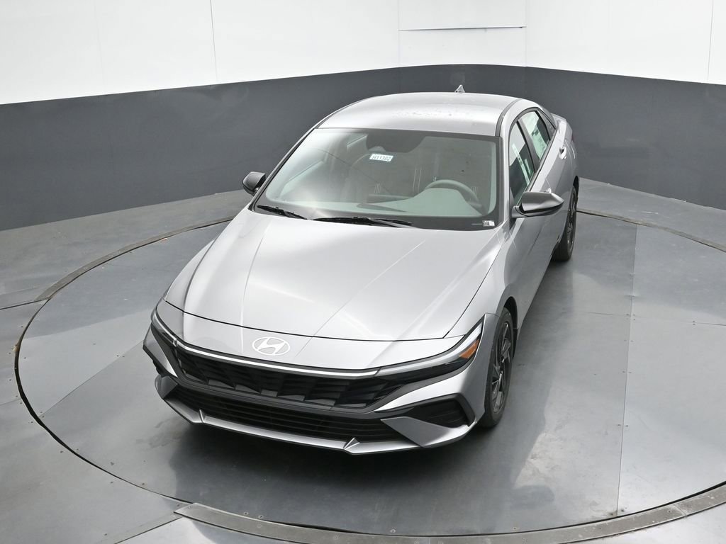 New 2026 Hyundai Elantra Sport image 17