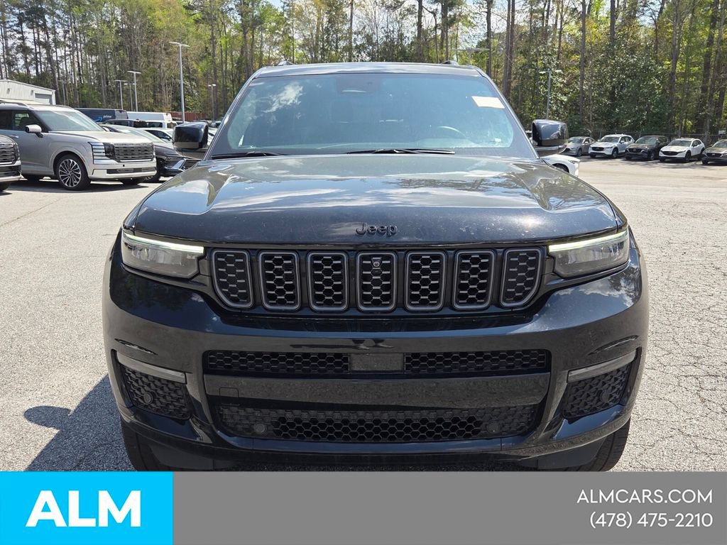 Used 2024 Jeep Grand Cherokee L Summit AWD/4WD image 3