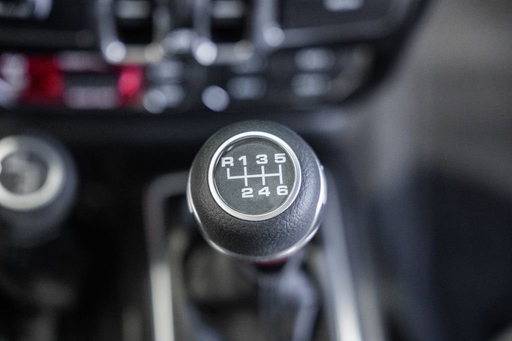 New 2026 Jeep Wrangler Rubicon w/ Dual Top Group image 28