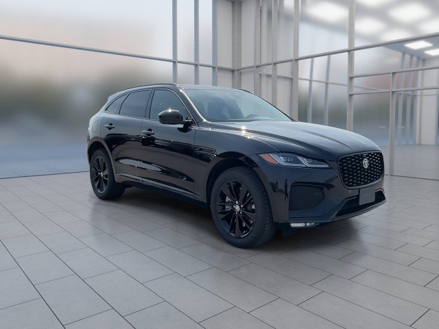 New 2026 Jaguar F-PACE R-Dynamic S image 2