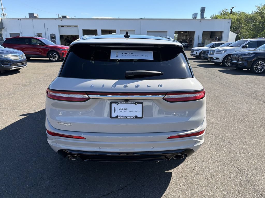 Certified 2024 Lincoln Corsair Grand Touring w/ Equipment Group 301A AWD/4WD image 4
