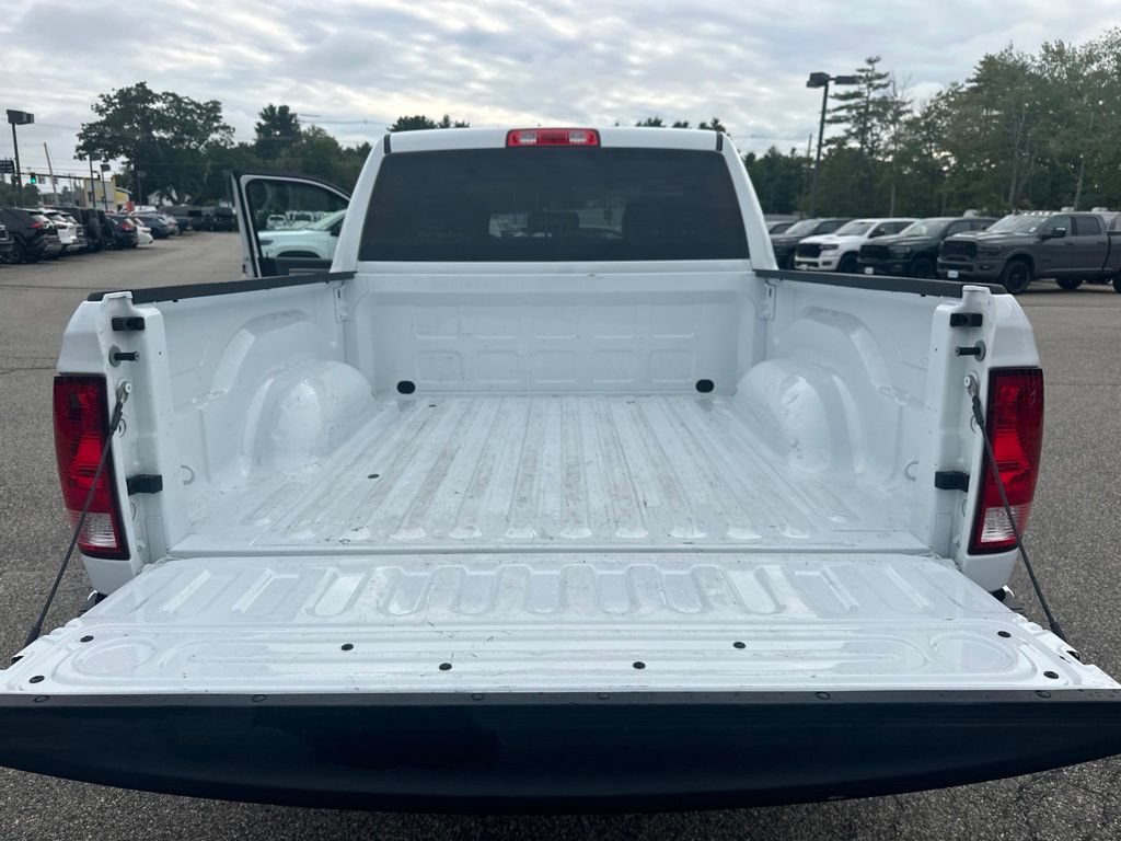 Used 2023 RAM 1500 Classic SLT AWD/4WD image 31