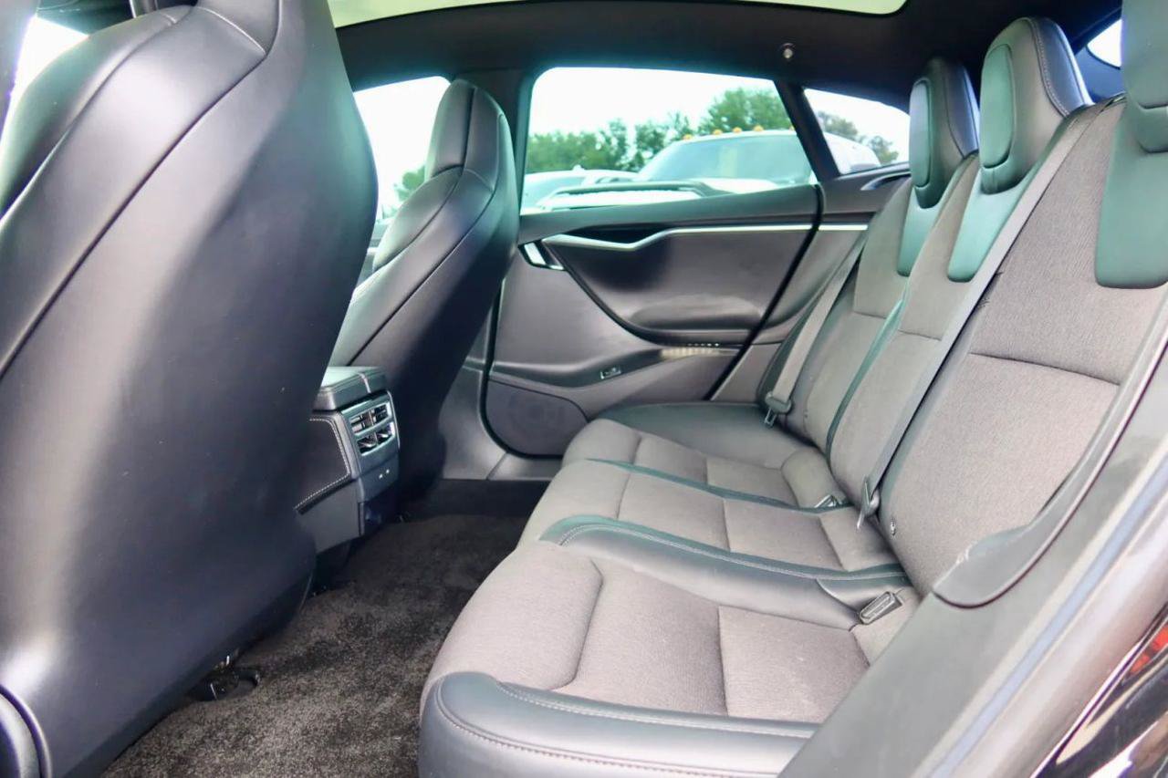 Used 2018 Tesla Model S 75D AWD/4WD image 13