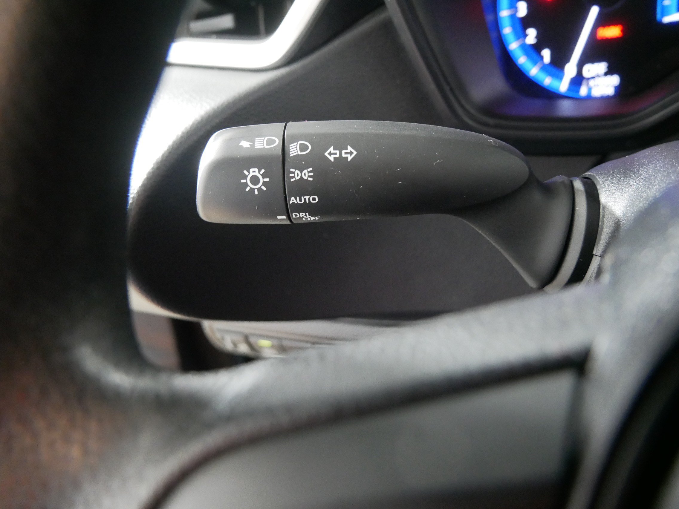 Used 2021 Toyota Corolla LE FWD image 31