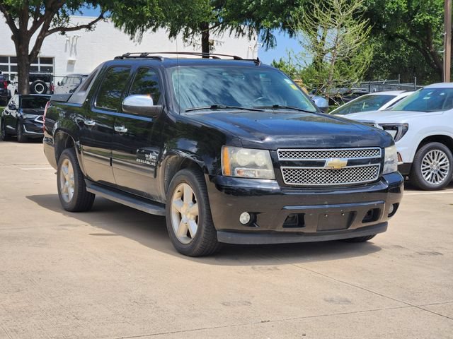 Used 2011 Chevrolet Avalanche LT w/ Texas Edition RWD image 3