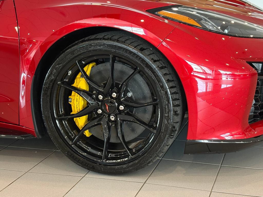 New 2027 Chevrolet Corvette Grand Sport w/ Z52 Sport Performance Package RWD image 4