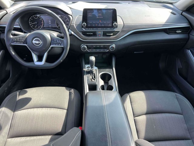Used 2023 Nissan Altima 2.5 SV FWD image 13
