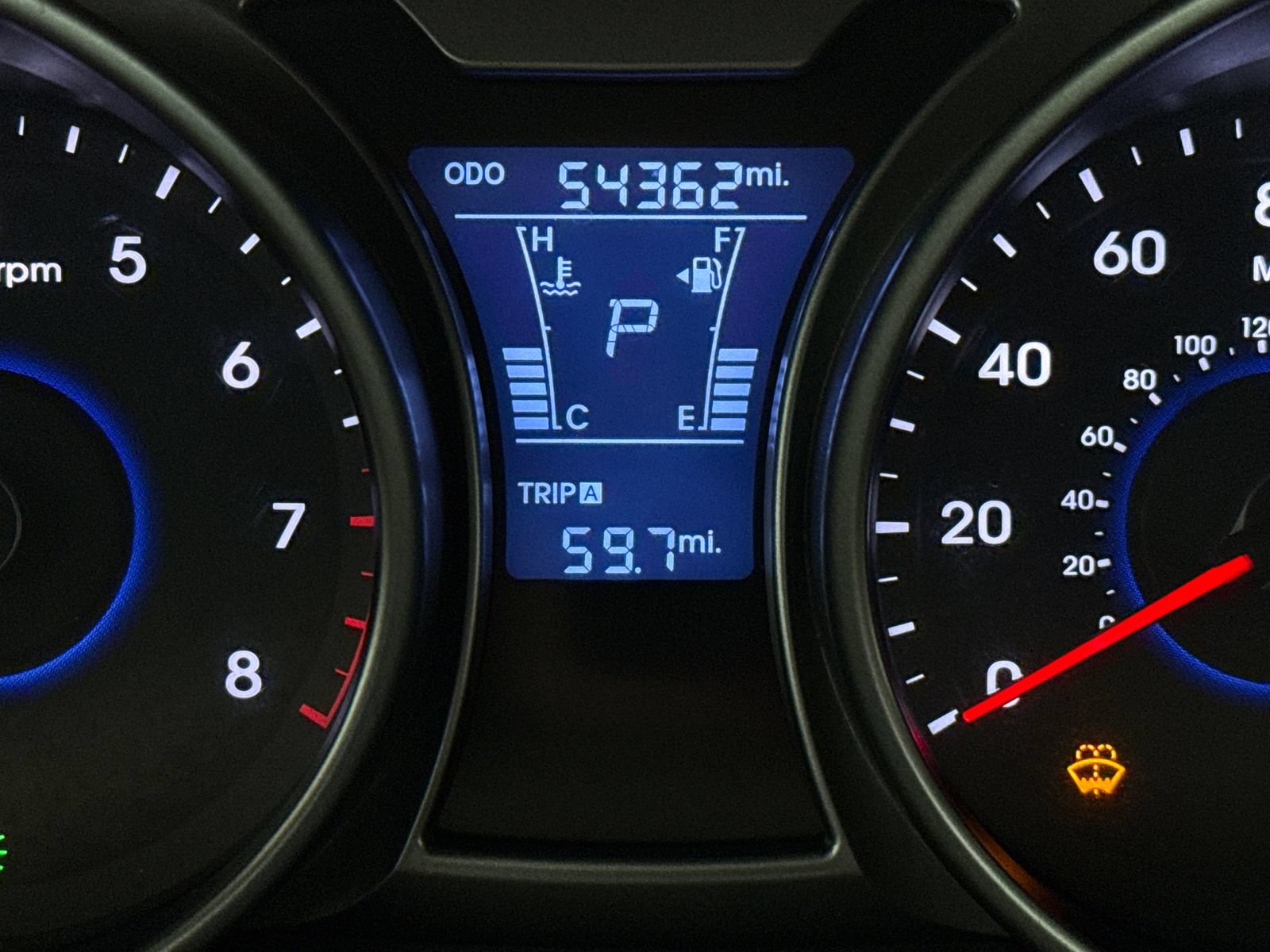 Used 2016 Hyundai Veloster FWD image 23
