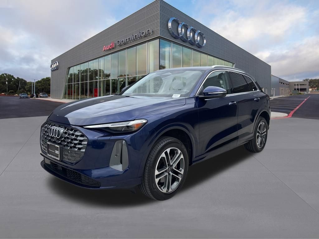 Used 2025 Audi Q5 Premium Plus w/ Premium Plus AWD/4WD image 1