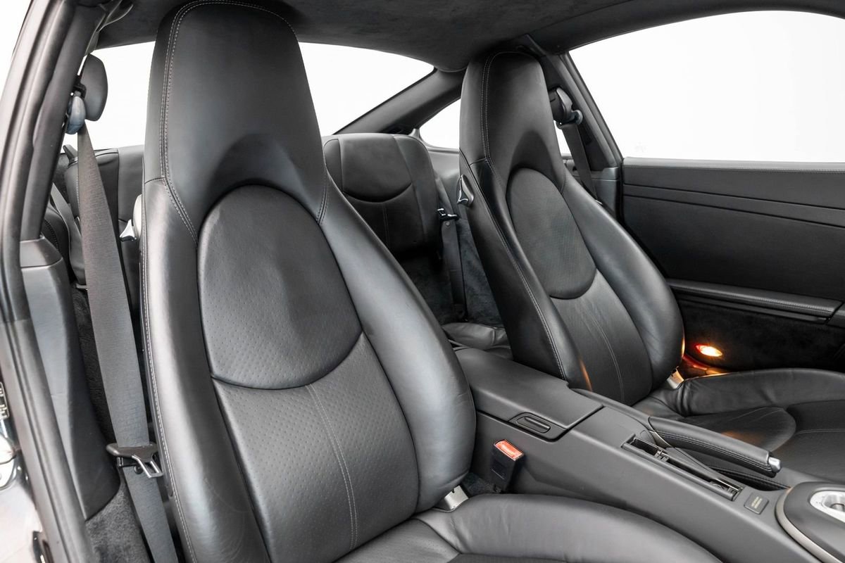 Used 2007 Porsche 911 Carrera RWD image 16
