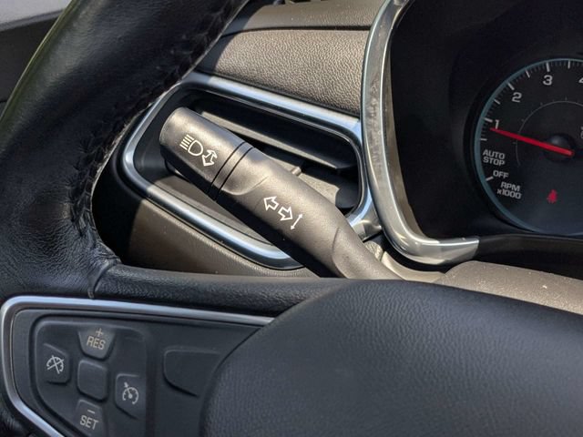 Used 2018 Chevrolet Equinox LT FWD image 27
