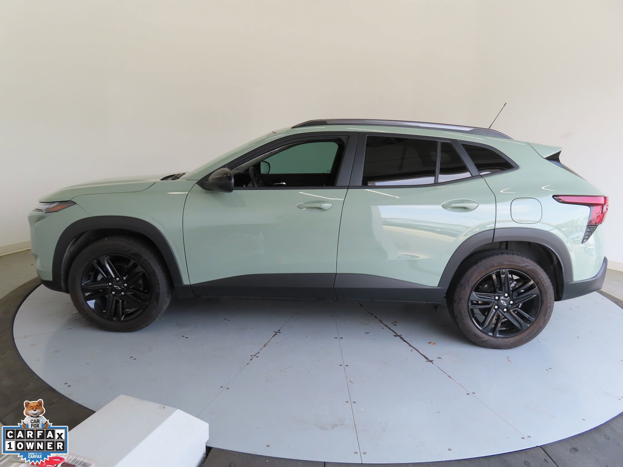 Used 2025 Chevrolet Trax ACTIV w/ Sunroof Package FWD image 7