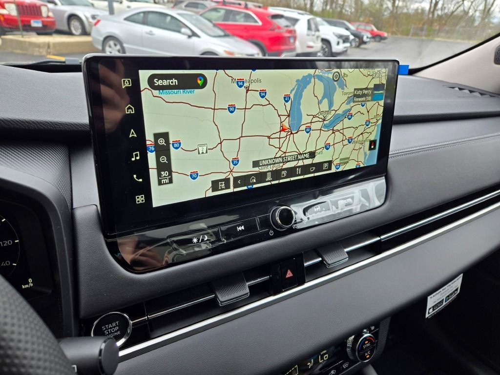 New 2025 Mitsubishi Outlander SE image 27