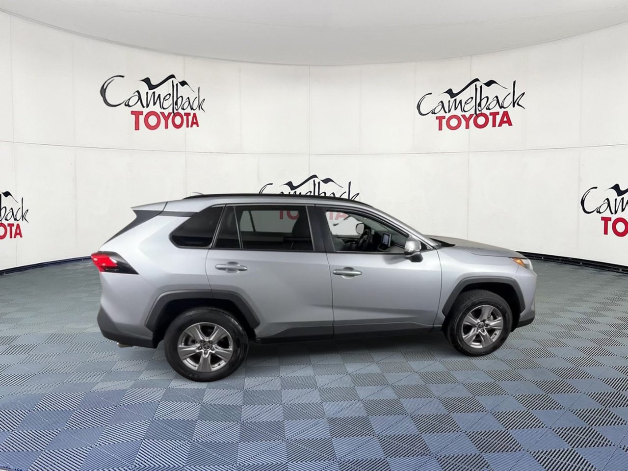 Used 2025 Toyota RAV4 XLE w/ Convenience Package AWD/4WD image 3