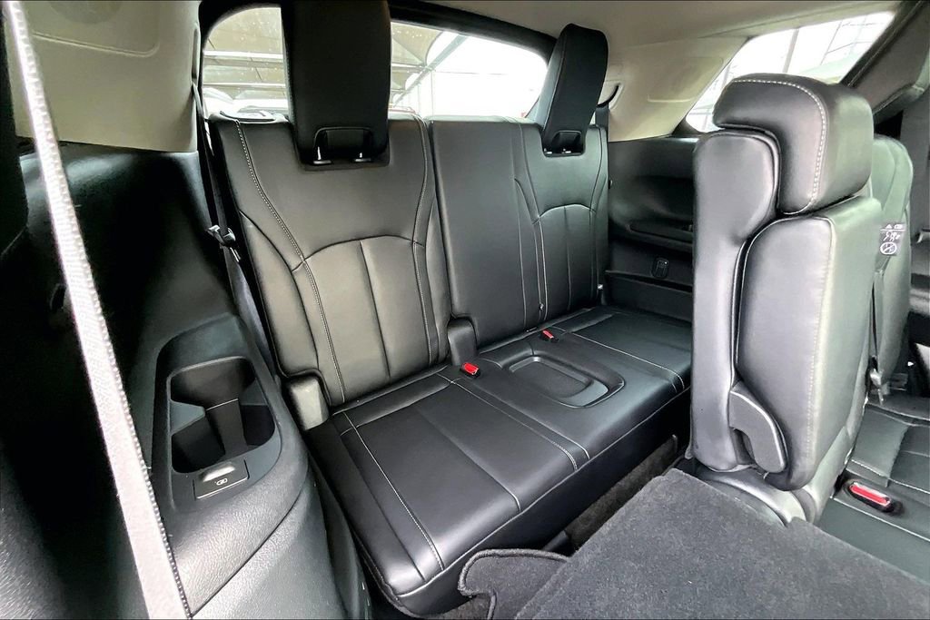 Certified 2025 INFINITI QX60 Pure image 41