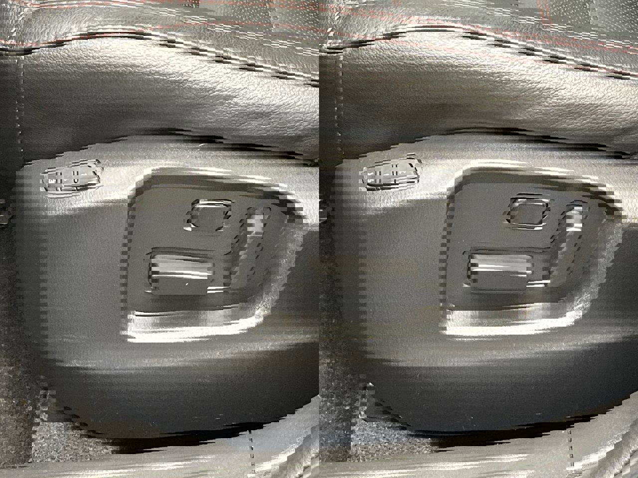 Certified 2024 MAZDA CX-5 Carbon Edition image 10