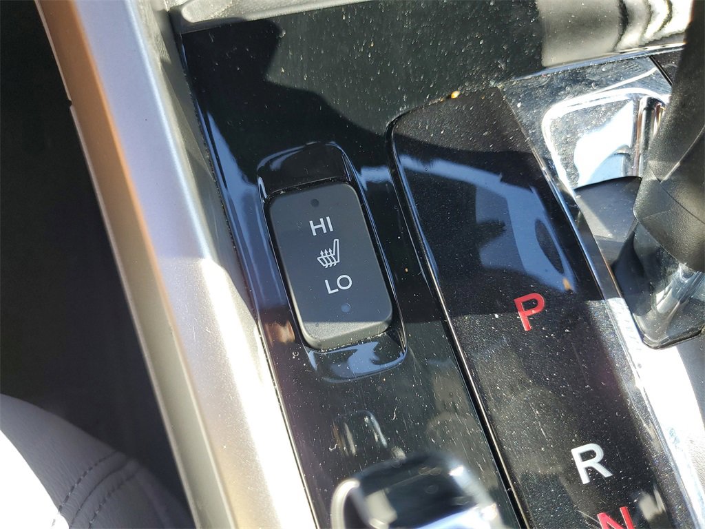 Used 2017 Honda Accord EX-L image 33