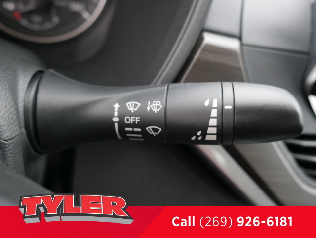 Used 2025 Nissan Altima 2.5 SV FWD image 22