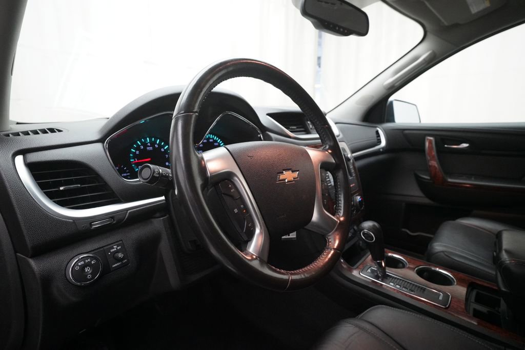 Used 2013 Chevrolet Traverse LTZ image 8