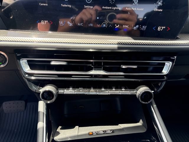 New 2026 Chevrolet Traverse High Country w/ LPO, Floor Liner Package AWD/4WD image 19