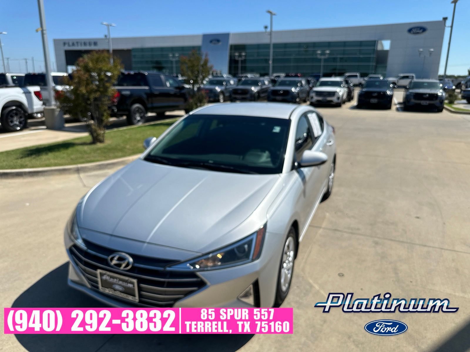 Used 2020 Hyundai Elantra SE w/ Winter Weather Package FWD image 24